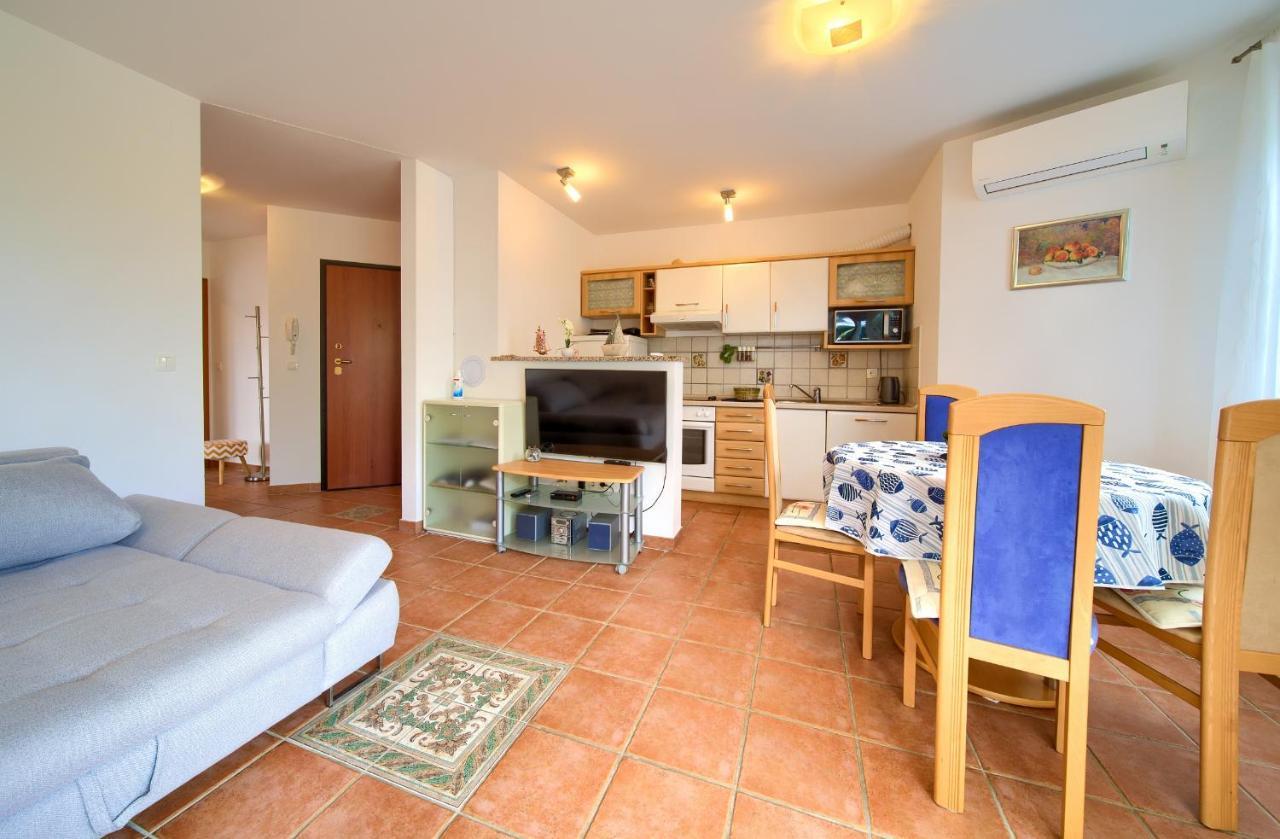 ונטאצ'יצ'י Apartment Camellia מראה חיצוני תמונה